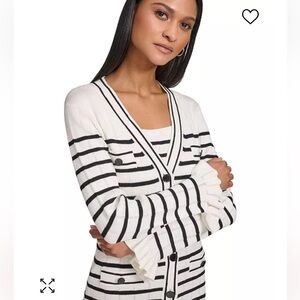 Karl LAGERFELD Jacket Cardigan buttons front long sleeves with Ruffle cuffs